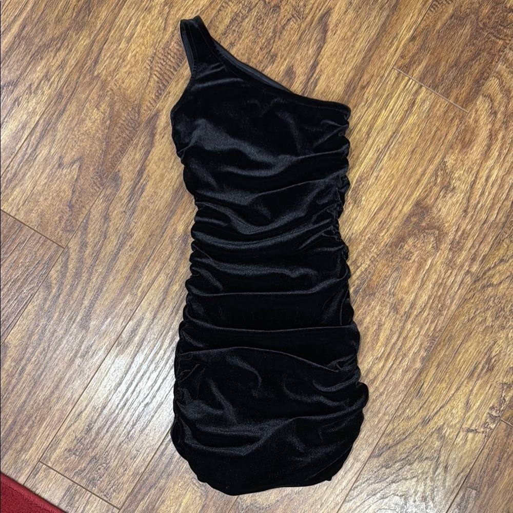 KATIE J NYC black velvet one shoulder dress